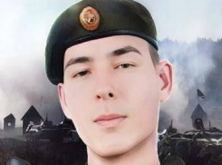 В Рудне простились с 24-летним Дмитрием Коноваловым, мобилизованным в СВО и погибшим при выполнении боевой задачи