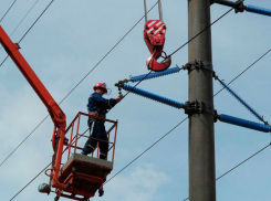 Камышинские межрайонные электросети на весь день отключили электроэнергию в районе площади Радищева и речного порта