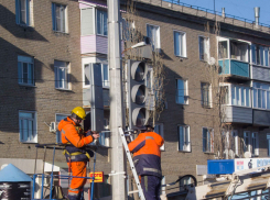 В Камышине занялись «реанимацией» светофоров