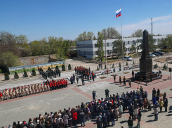 В райцентре Светлый Яр открыли «Рубеж Сталинградской доблести»: как выглядят стелы в других муниципалитетах