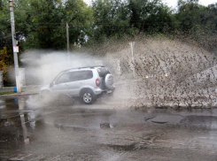 Службы МЧС распространили экстренное предупреждение о ливнях и граде в Волгоградской области
