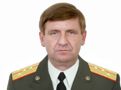 Анатолий Ярмолович: «А у дверей камышинского военкомата трое немолодых мужчин обсуждали, как им пойти служить вместе с сыновьями» (заметки от 22-го сентября)