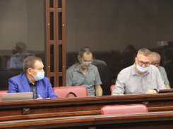 Генерал Михаил Музраев дал показания на суде по делу о теракте, - «Блокнот Волгограда»