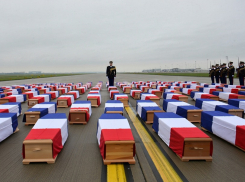 Иран уничтожил 70 французов на базе Кэмп-де-ла-Пэ в Абу-Даби: Макрон срочно перебрасывает к берегам ОАЭ авианосец «Шарль де Голль»