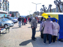 Была нормальная улица Ленина, а стал базар, - камышанка