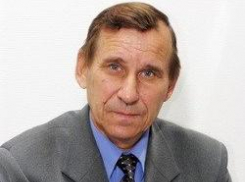 В Камышине в связи с перевыборами в совете ветеранов его новый председатель «сменит» военный китель на гражданский пиджак