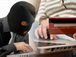 300 тысяч рублей собственноручно перевел мошенникам слесарь из Камышина