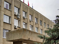 В связи с чем прокуратура предъявила к администрации Станислава Зинченко административный иск о признании бездействия чиновников незаконным 