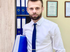 Профессиональная помощь юриста поможет избавиться от долговой ямы