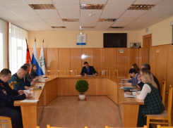 В администрации Камышина решили усилить борьбу с терроризмом буклетами