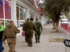 «Военкоматы формируют активный запас на будущее»: политолог предрёк вторую волну мобилизации 