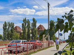 Администрация Камышина вновь выставила на торги историческое здание «Пушкинской школы» на улице Республиканской