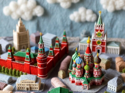 Жители Волгоградской области увлеклись созданием миров из пряжи