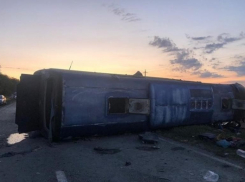 Минувшей ночью в кошмарное ДТП попал автобус Волгоград - Ставрополь: 5 погибших