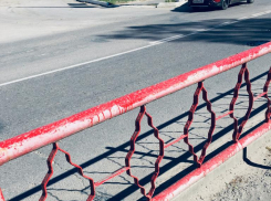 В Камышине изобрели ноу-хау в покраске турникетов