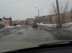 Коммунальщики Камышина рвутся начинать ямочный ремонт дорог, но лужи исчезнут еще нескоро