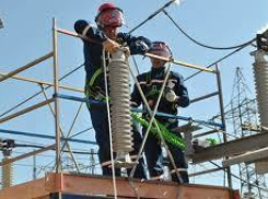 Энергетики Камышина вошли во вкус ремонтов: отключенных домов становится все больше