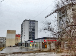 В шести многоэтажках Камышина коммунальщики отключают свет 10 января