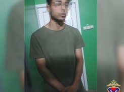 Недалеко от Камышина оперативники задержали студента-третьекурсника, «подрабатывавшего» курьером  в истории с пенсионеркой, у которой мошенники  выманили два с половиной миллиона