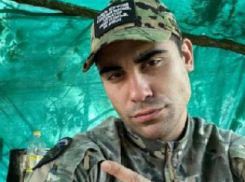 Выполнившего до конца свой долг на линии боевого соприкосновения камышанина Александра Назарова похоронят со всеми воинскими почестями