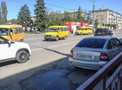 В Камышине на городских маршрутах работают «Газели» из других регионов? - камышанин