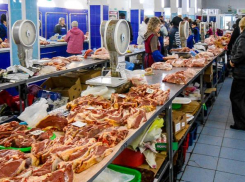 В Камышине обычные говяжьи котлеты становятся «золотыми»