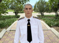 Четверых тонущих подростков спас в шторм курсант Волгоградской академии МВД, - «Блокнот Волгограда»