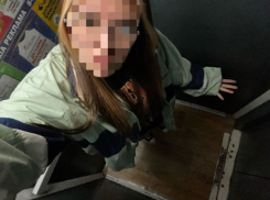 Жители Волгоградской области подарками и сообщениями завалили борющуюся за жизнь после падения с крыши 12-летнюю школьницу, - «Блокнот Волгограда»