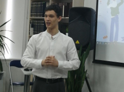 Старшеклассник из Камышина так прочитал отрывок Зощенко, что выиграл поездку в «Артек»