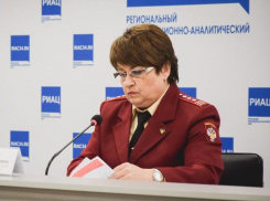 Главный санитарный врач Волгоградской области Ольга Зубарева настоятельно посоветовала жителям региона посидеть в новогоднюю ночь дома