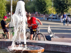 Чудеса: осенние фонтаны в Камышине бьют выше летних! - камышанка