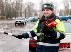 «Цветочный патруль» будет дарить девушкам Камышина цветы к 8 марта