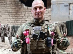 В Камышине проводят в последний путь погибшего на линии соприкосновения Кирилла Луценко 