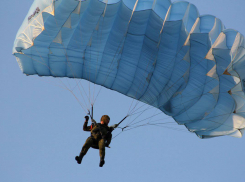 В военном следственном отделе Камышинского гарнизона отказались комментировать смерть десантника 56-й ДШБР, погибшего из-за нераскрывшегося парашюта