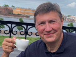 Депутат Волгоградской облдумы журналист Александр Осипов объявил об уходе из политики, - «Блокнот - Волгоград»