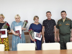 В администрации Камышинского района прошла церемония передачи наград родственникам погибших героев