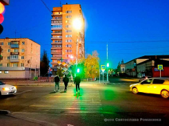 Администрация Камышина решила найти деньги на улучшение освещения дорог в 2022 году