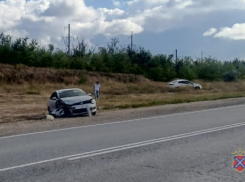На трассе в Камышинском районе случился неудачный обгон, пострадала женщина