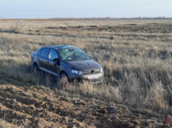 33-летняя гонщица улетела в кювет и чудом осталась жива