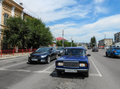 На автомобилях без специальной цветографической окраски: камышинских водителей предупредили, что ГИБДД за нарушителями проследит тайно