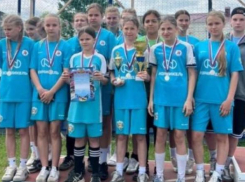 Камышинские футболистки сказали свое слово на областном турнире