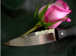 Изрезанный ножом камышанин и после хирургического стола скрывал, что тяжкие телесные повреждения получил от возлюбленной