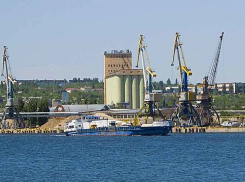 Взрыв и возгорание в речпорту Камышина унесли жизнь рабочего-сварщика
