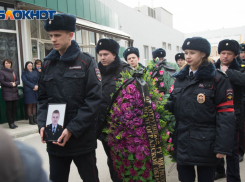 Состоялись похороны полицейского, убитого у здания УБЭП, - «Блокнот Волгограда»
