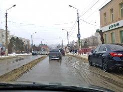 В Волгоградской области на 17% повысили тариф на эвакуацию автомобилей
