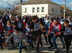 Администрация Камышина объявила, что во время празднования Масленицы перекроют улицу Советскую  для «Блинного забега»