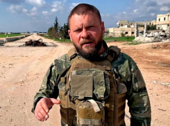 Легендарного раненого военкора ВГТРК Евгения Поддубного направили на лечение в Москву
