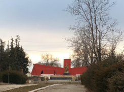 В Камышине по заказу «Благоустройства» приведут в порядок сквер у братских захоронений