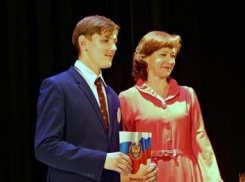 Лучшие выпускники Камышина шагнули за 90-балльную планку на ЕГЭ по разным предметам