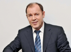 Новый спецпредставитель губернатора Андрея Бочарова, экс-вице-президент «Лукойла» отказался от зарплаты